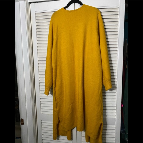 SOLD! Fashion to Figure Marguerite Cardigan - Picture 8 of 9